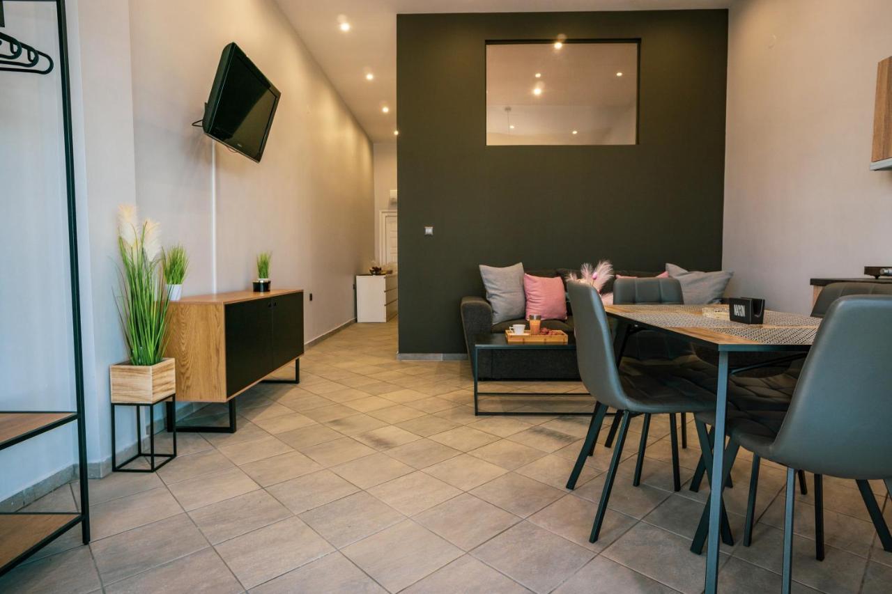 Seashell Luxury Apartment Nikiti  Eksteriør billede